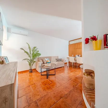 Fiammetta House *